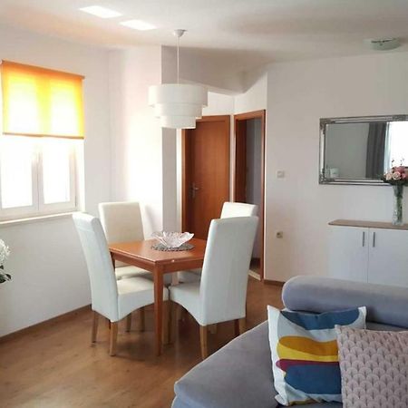 Cozy Apartment With Sea View Kaštela 외부 사진