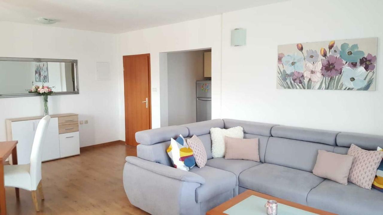 Cozy Apartment With Sea View Kaštela 외부 사진